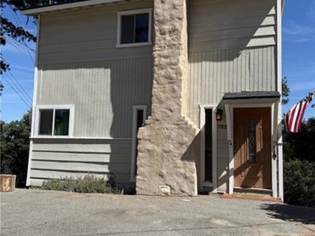 House for sale in Cedarpines Park, California