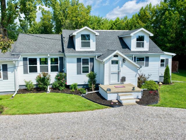 House for sale in Rockford, Seymour