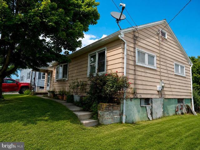 House for sale in Cumberland, Pennsylvania