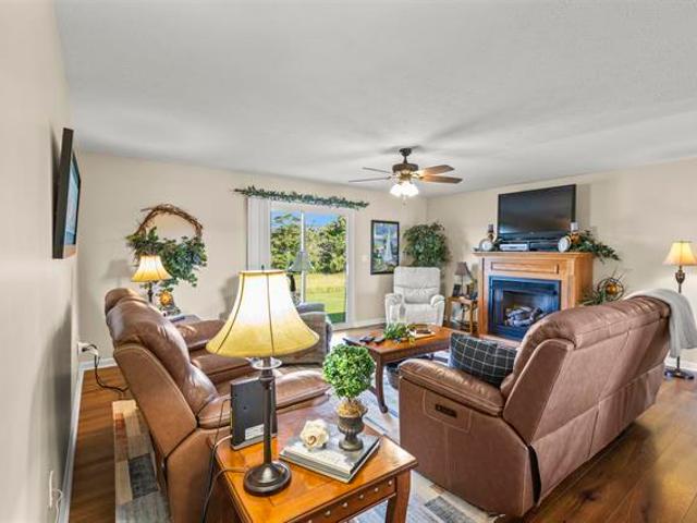 House for sale in Ledbetter, Kentucky