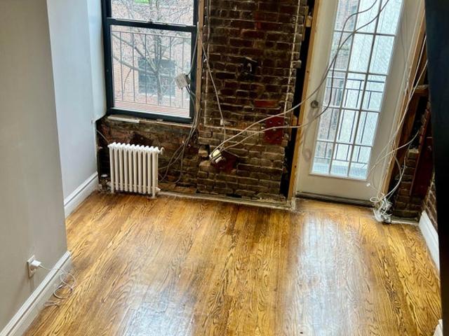 Room for rent in Arverne, New York