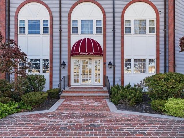 Condo for sale in Norwood, Massachusetts
