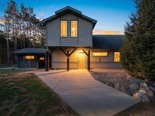 House for sale in Oconto Falls, Wisconsin