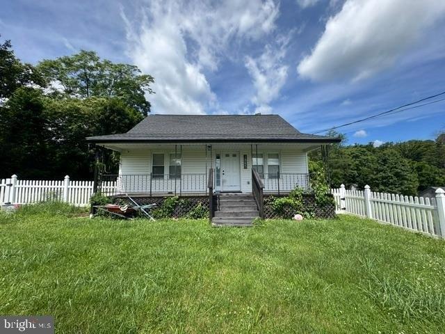 House for sale in Hedgesville, West Virginia