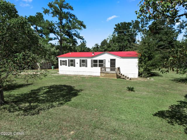Property for sale in Sneads, Florida