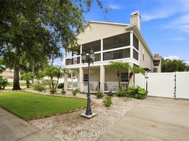 House for sale in Edgemoor, Saint Petersburg