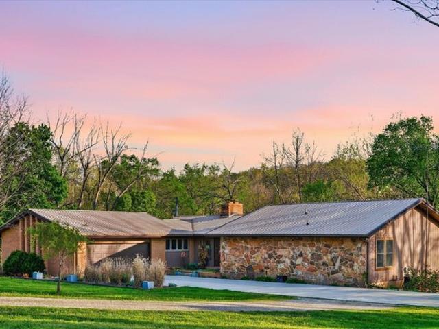 House for sale in Ash Grove, Missouri