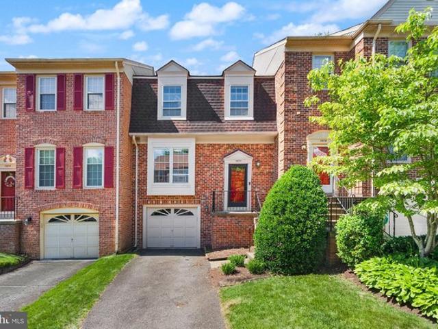 Townhouse for sale in Virginia
