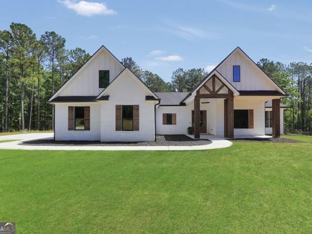 House for sale in Milner, Georgia