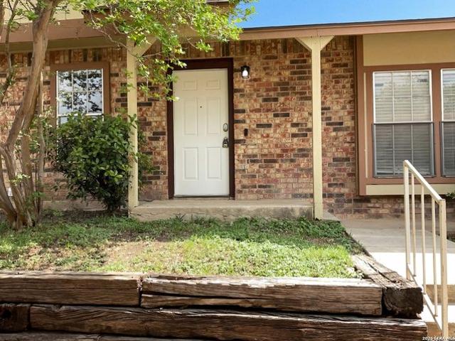 Townhouse for sale in Leesville, Texas