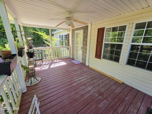 House for sale in Sneads, Florida