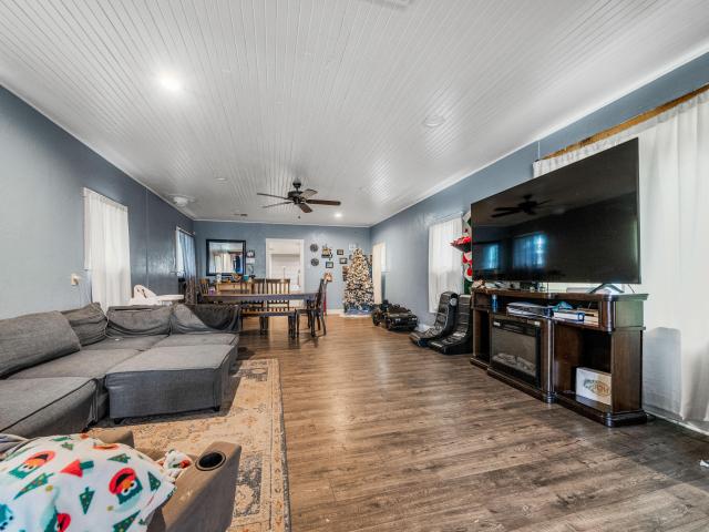 House for sale in Los Molinos, California