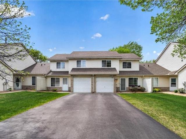 Townhouse for sale in Woodbury, Minnesota