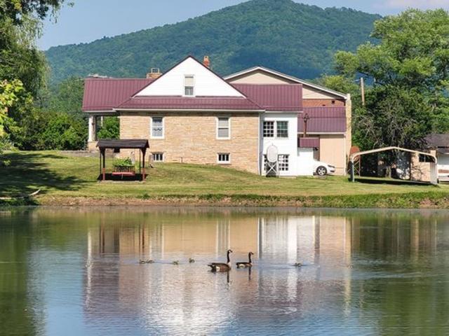 House for sale in Talcott, West Virginia