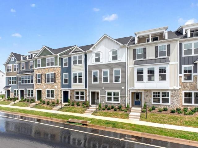 Townhouse for sale in Virginia