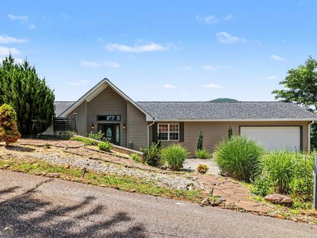House for sale in Sautee Nacoochee, Georgia