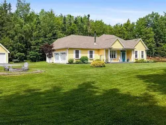 House for sale in MacKay Siding, Colchester County