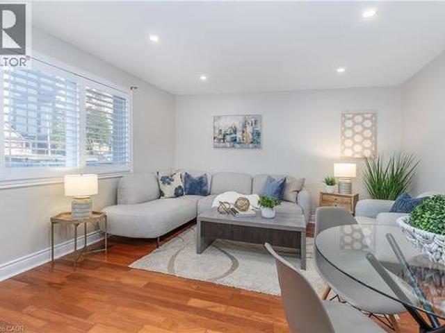 House for sale in Macassa, Hamilton