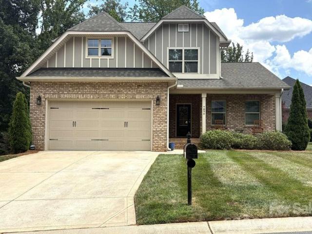 House for sale in Stanley, North Carolina