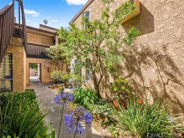 Condo for sale in Long Beach, California