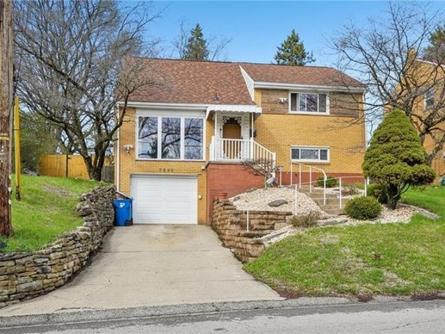 House for sale in Verona, Pennsylvania