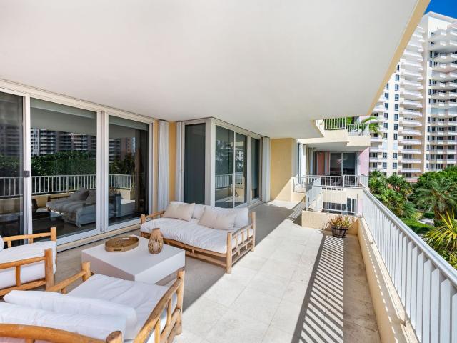 Condo for rent in Key Biscayne, Florida