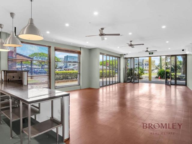 Retail for rent in Toombul, Queensland