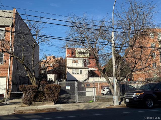 Land for sale in Queens, Arverne