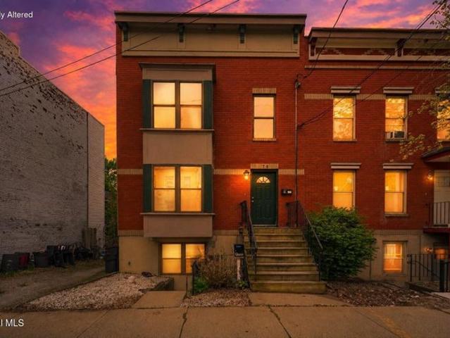 House for sale in Albany, New York
