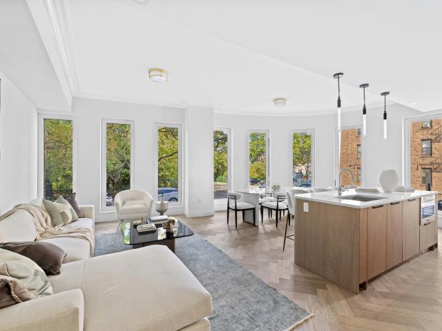 Condo for sale in Queens, Arverne