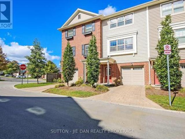 Townhouse for sale in London, Southwestern Ontario