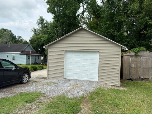 House for sale in Eldorado, Illinois