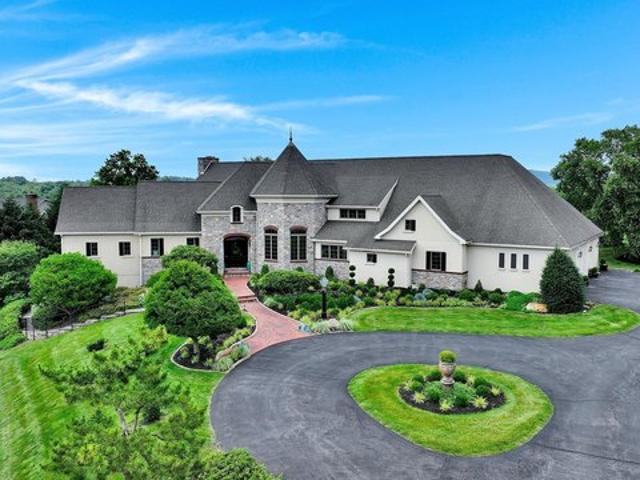 House for sale in Manheim, Pennsylvania