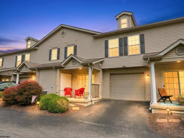 Condo for sale in Bridgeport, West Virginia