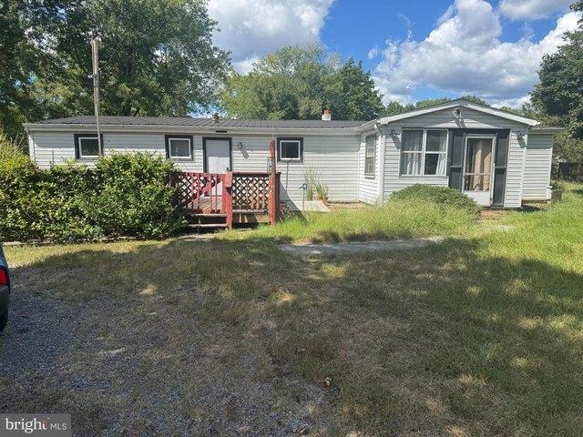 House for sale in Bunker Hill, West Virginia