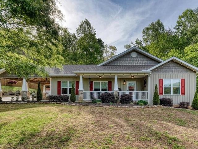 House for sale in Blairsville, Georgia