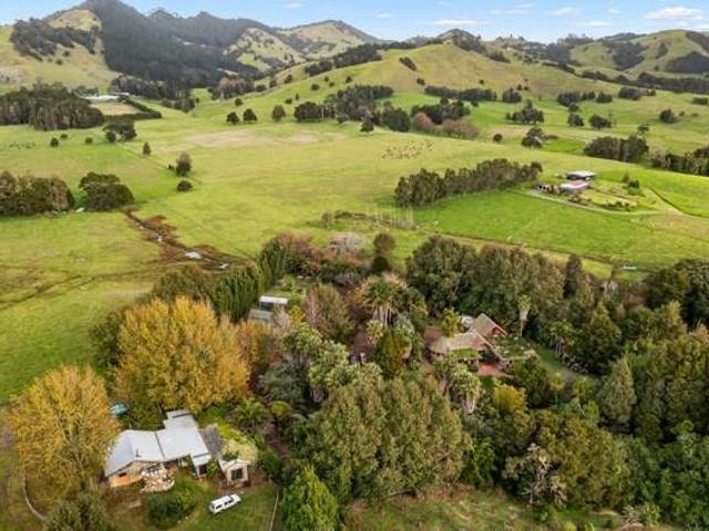 Property for sale in Maungakaramea, Northland