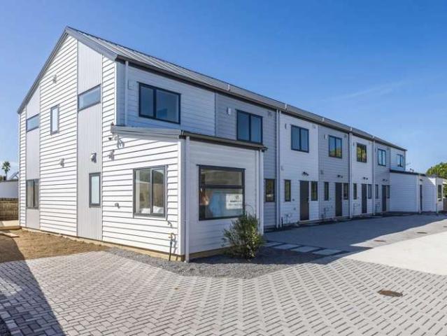 Townhouse for sale in Manurewa, Oroua County