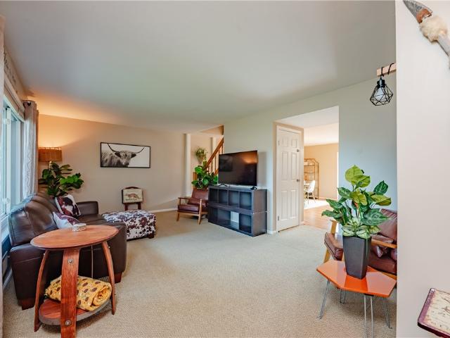 Condo for sale in Lloyd's Corners, Town of Penfield