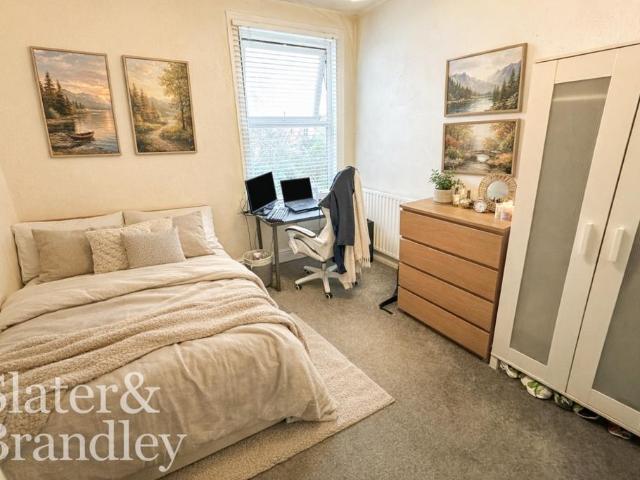 House for rent in Compton Acres, Barton In Fabis