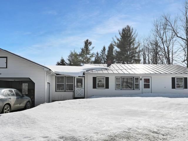 House for sale in Williamstown, Vermont