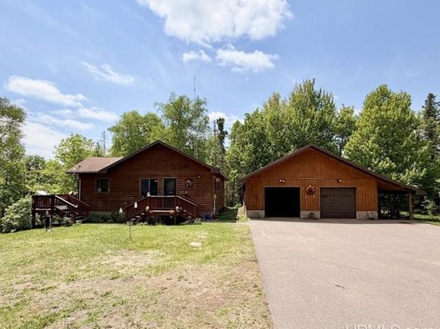 House for sale in Ishpeming, Michigan