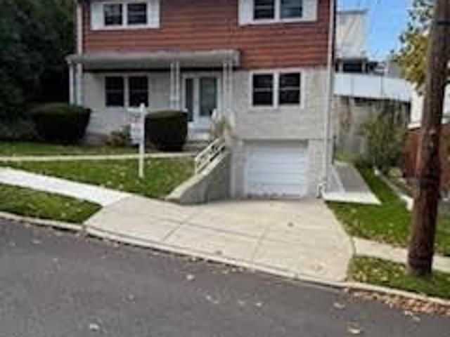 House for sale in Staten Island, New York