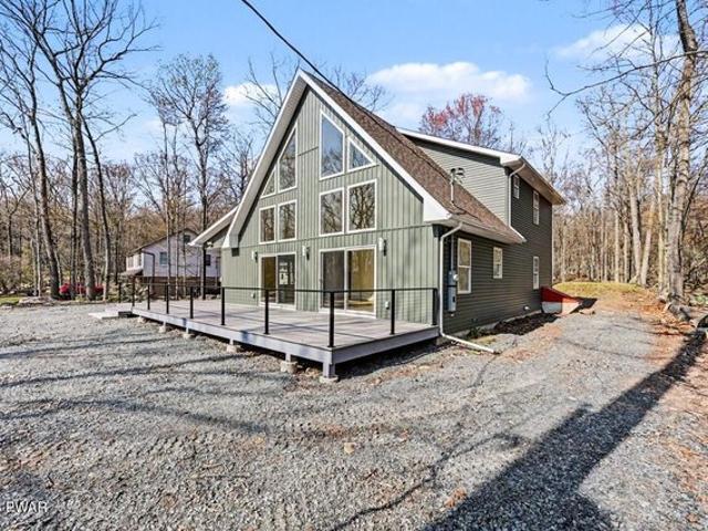 House for sale in Hawley, Pennsylvania