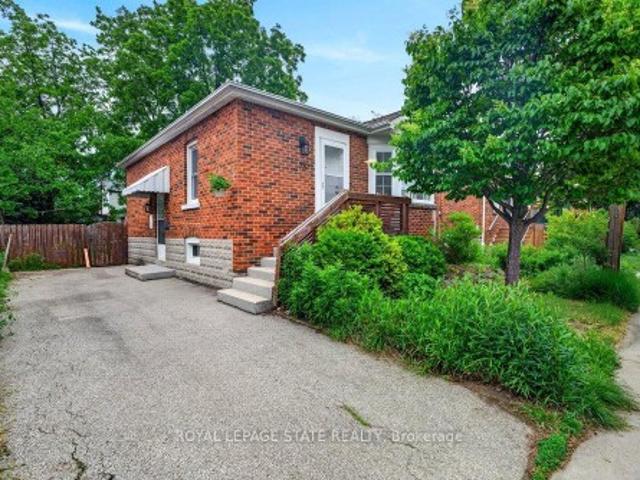 House for sale in Ancaster, Ontario