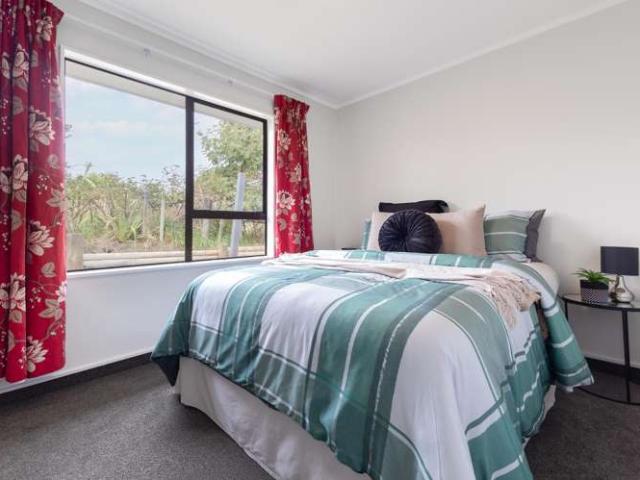 House for sale in Paraparaumu Beach, Paraparaumu