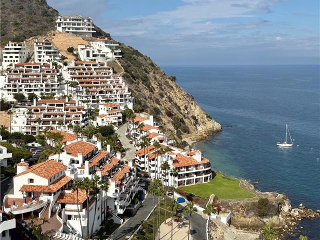 Condo for sale in Avalon, California