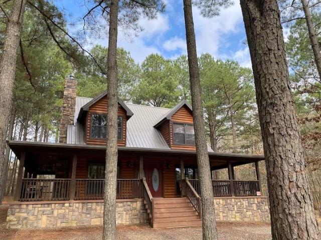 House for sale in Hochatown, Broken Bow