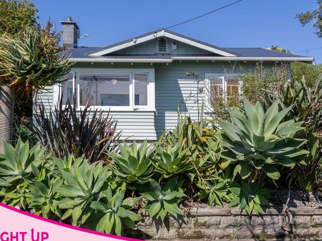 House for rent in Point Chevalier, Albert-Eden