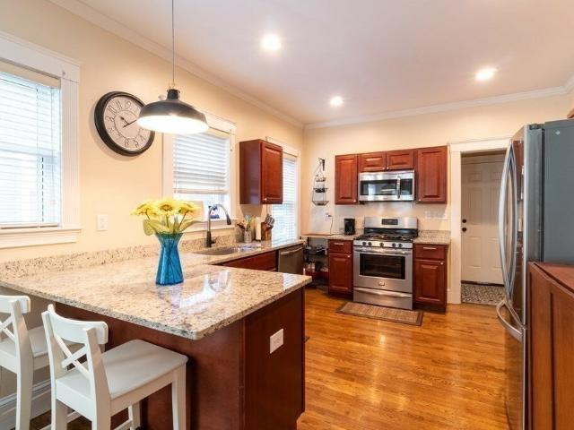 Townhouse for sale in Boston, Roxbury